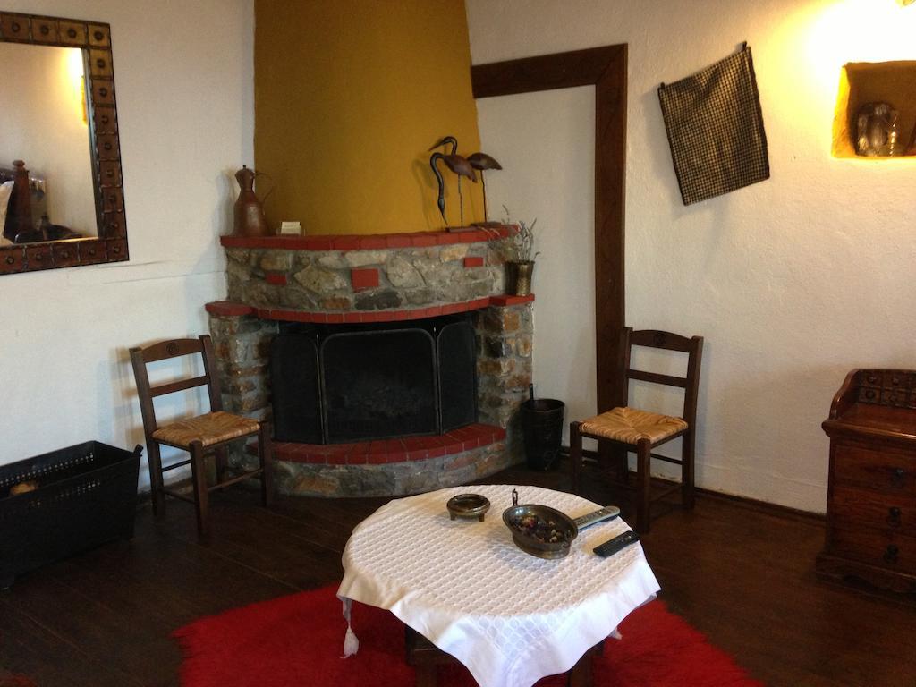 Guesthouse Eleni Palaios Panteleimonas Zimmer foto